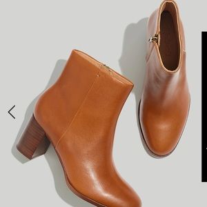 Madewell Mira Side Seam ankle boot in leather size 9.5
